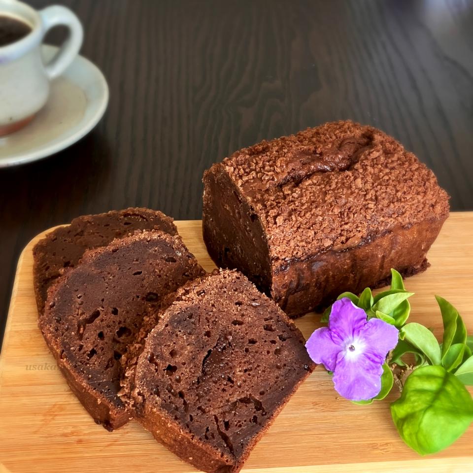 山本真希さんの料理 HM☆ヨーグルトでしっとり生チョコケーキ